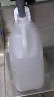 4L ポリ容器 充填機 開発技研