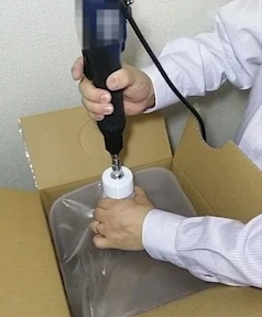 BIB用容器の簡易キャッパーによる締め付け動画を掲載しました。